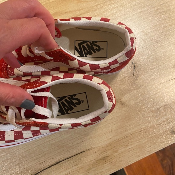 VANS OFF THE WALL red and white checkered like new! US men’s 4 US women’s 5.5 - Picture 6 of 8